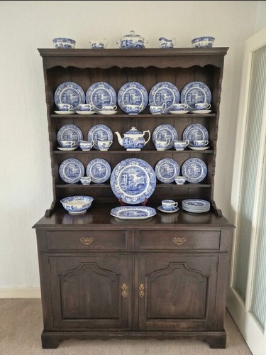 Traditional dark oak - traditional,