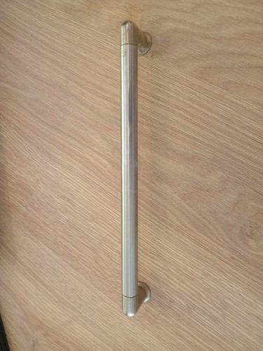 Kitchen cupboard door handle - /,